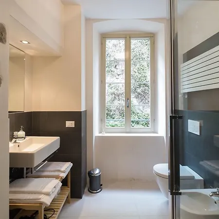 Casa Vacanze S. Giacomo 28 *